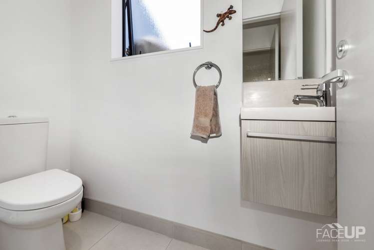 68 Squadron Drive Hobsonville_12