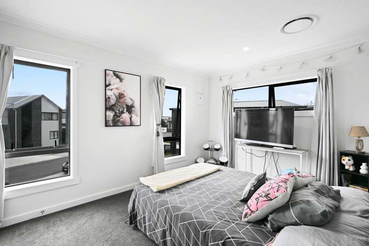 70 Maanihi Drive Rototuna North_11