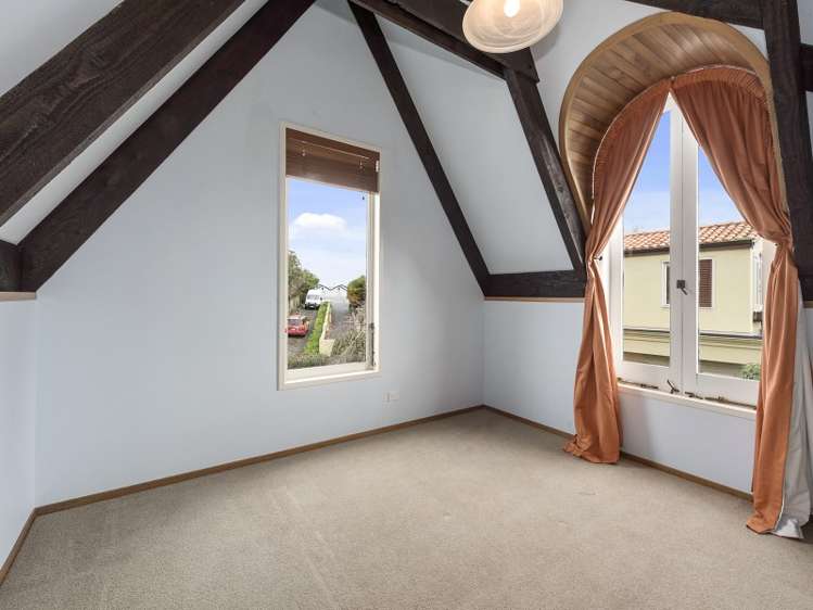 58a Lake Crescent Hamilton Lake_11