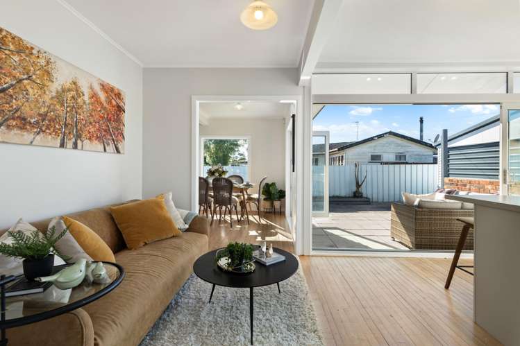 9 Hill Crescent Papakura_12
