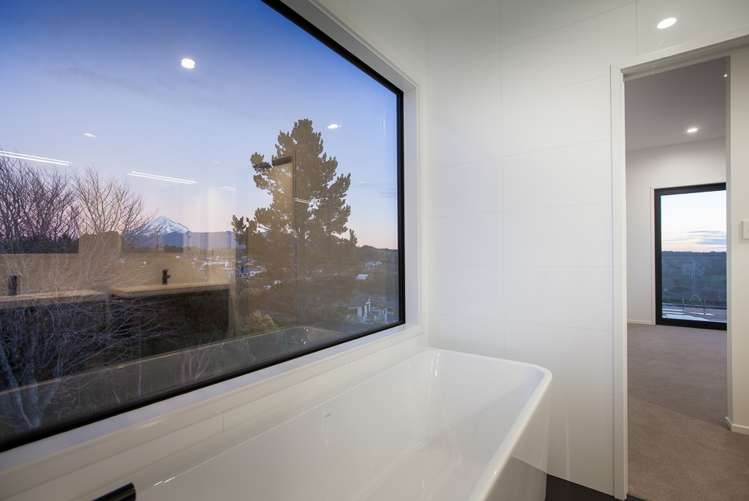 41 Veale Road Frankleigh Park_15