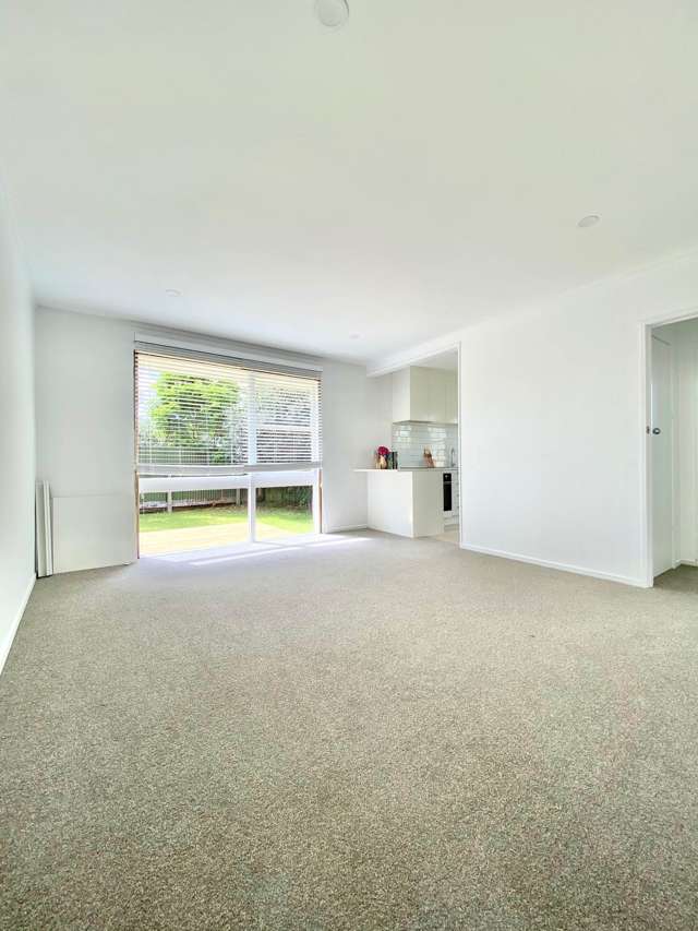 2/21 Alcock Street Mt Wellington_4