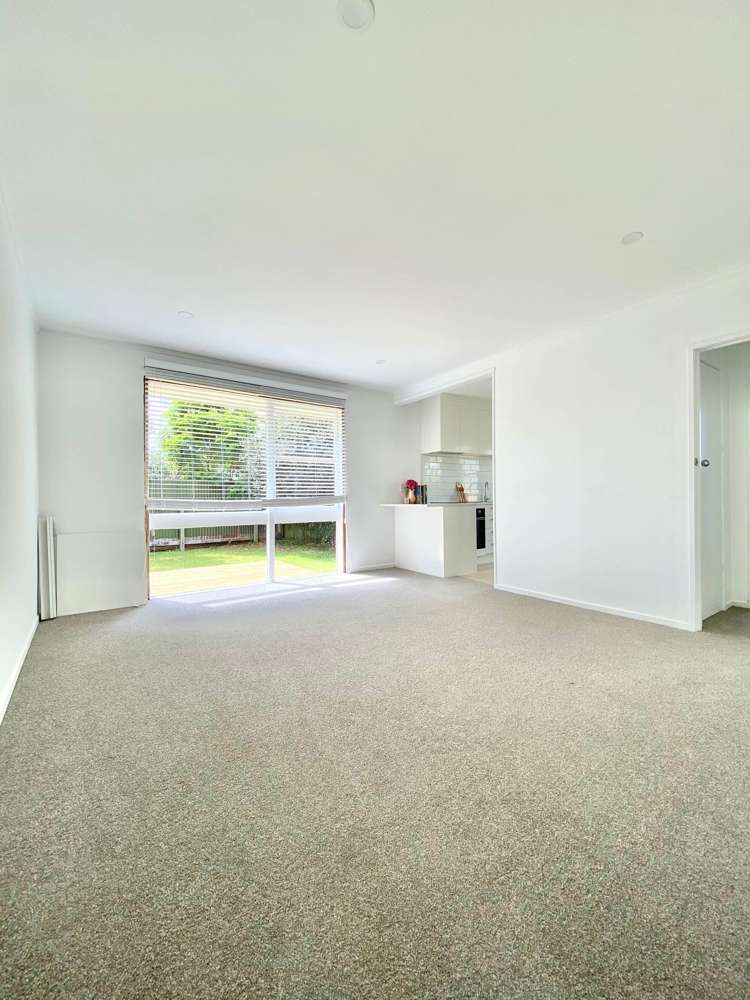 2/21 Alcock Street Mt Wellington_4