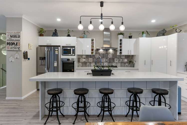 9 Bridget Court Red Beach_7