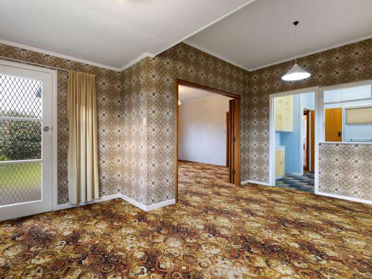 93 MacFarlane Street Hamilton East_6