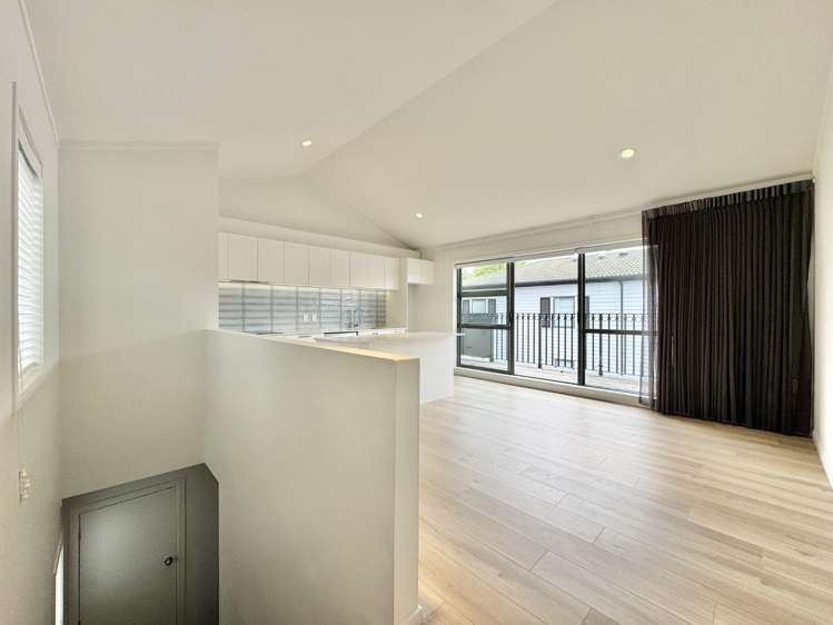 2/42 Saint Benedicts Street Eden Terrace_13