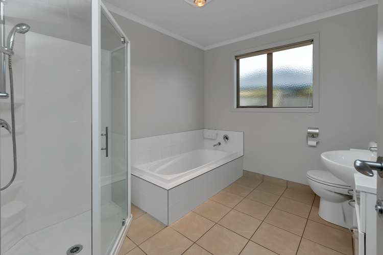 8 Weka Street Ruakaka_15