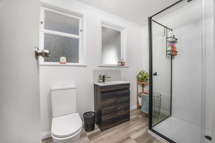 94 Caldwell Street Brockville_12