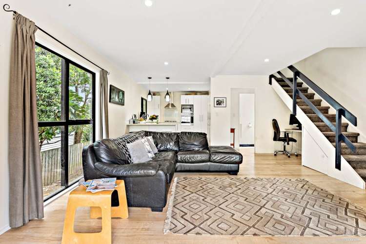 2/228a Beach Haven Road Beach Haven_8