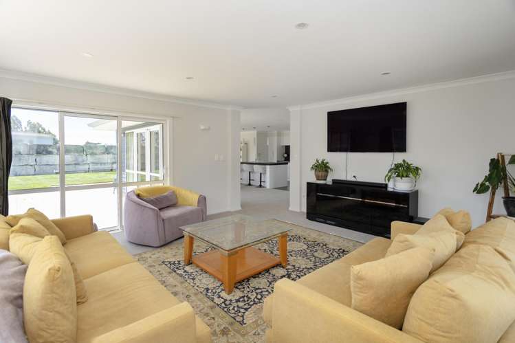 326 Homestead Road Weston_13