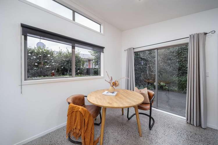 40A Chedworth Avenue_5