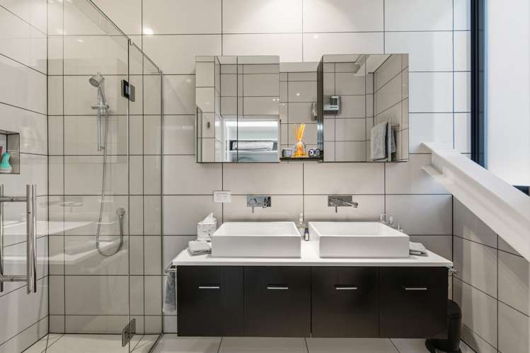 8A Olivers Place Queenstown_14