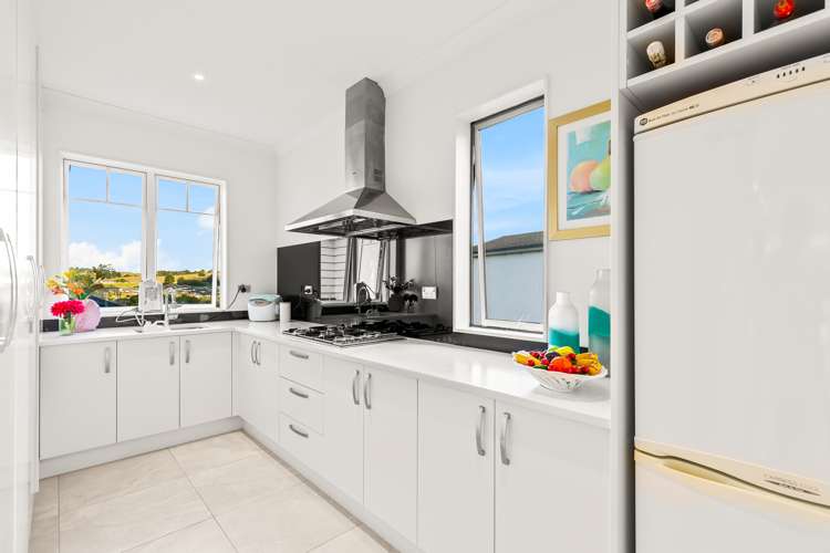 30 Leburn Crescent Flat Bush_9