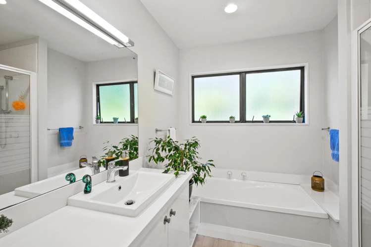 117 Mangorei Road Merrilands_11