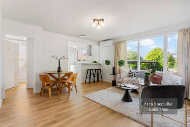 1/133 Titirangi Road_1