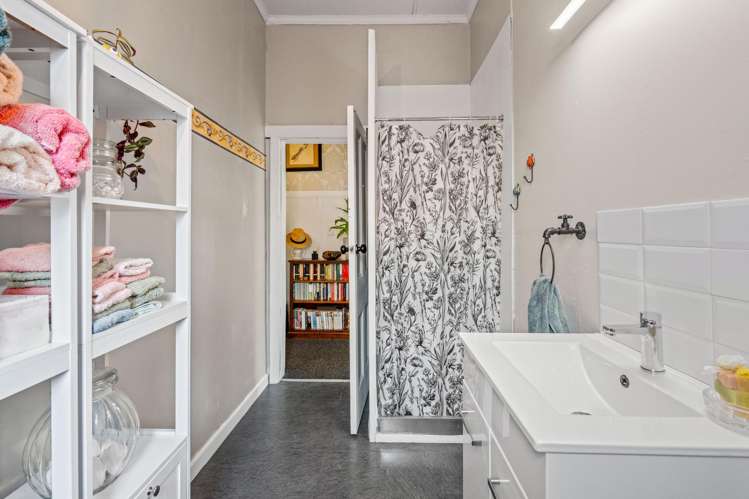 17 Whitehaven Street Lawrence_11