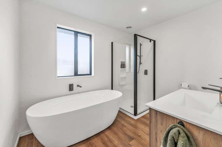 15 Cedric Place Darfield_17