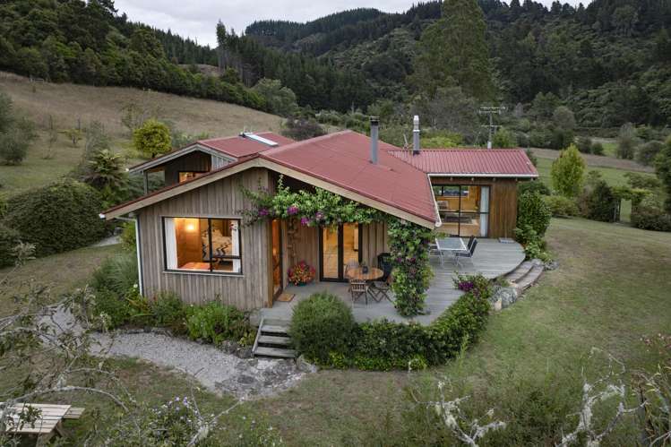 504 Riwaka-Sandy Bay Road Kaiteriteri_21