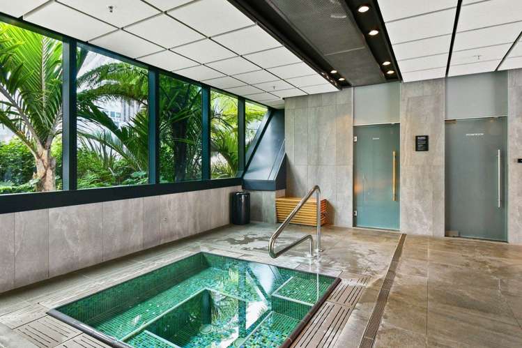 2202/10 Commerce Street City Centre_22