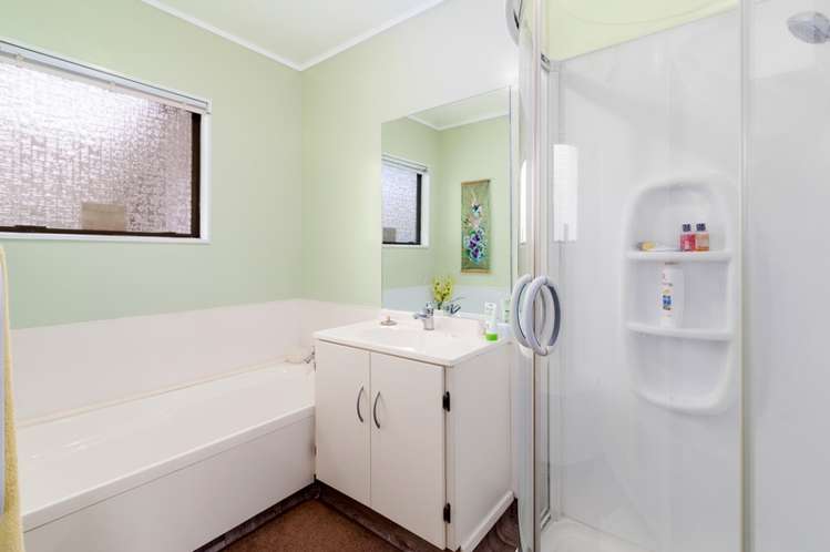 2/50 James Street Glenholme_8
