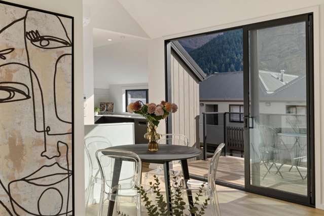 6 Sterling Lane Queenstown_1