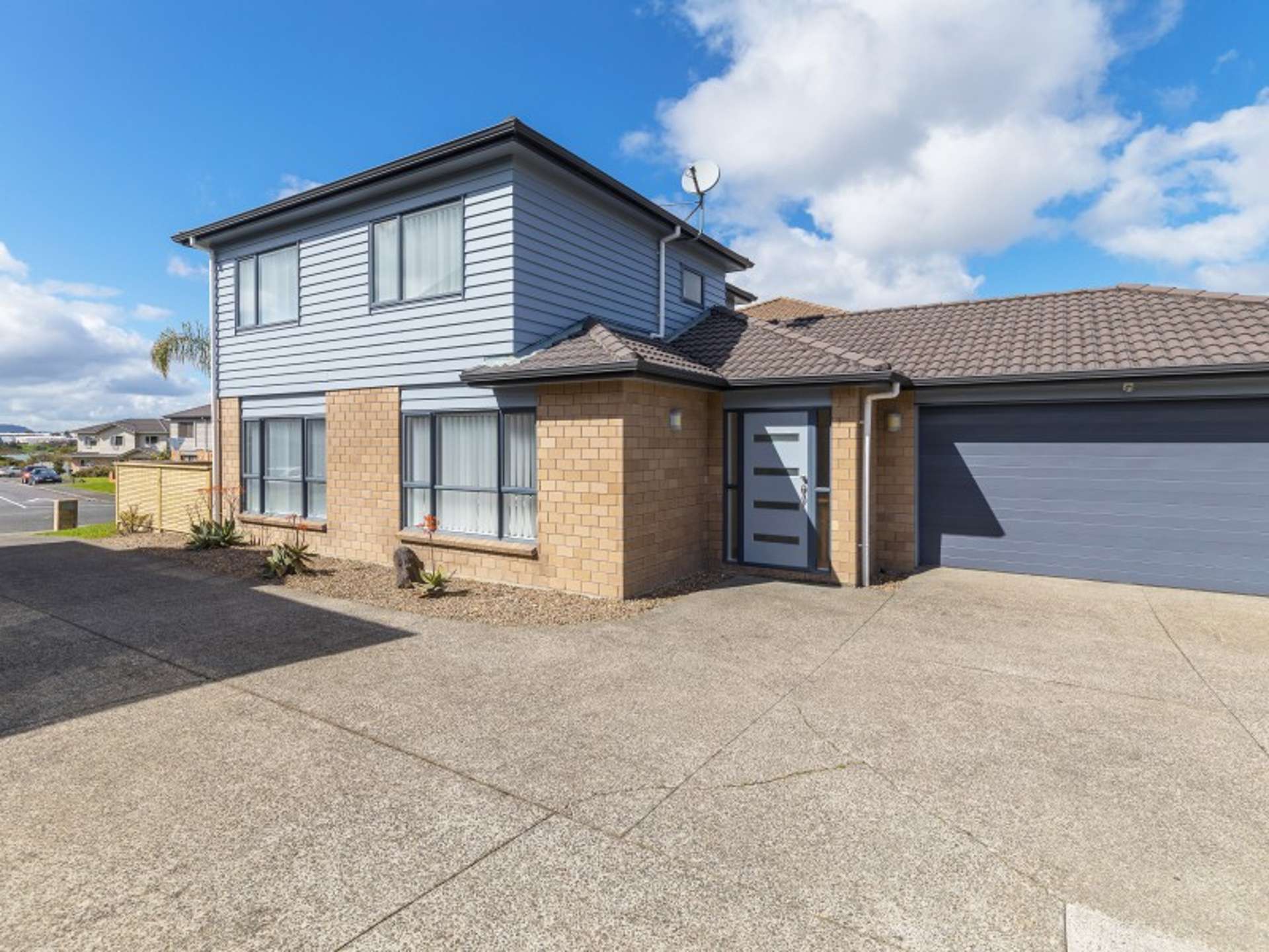 9 Riverglade Parkway Te Atatu South_0