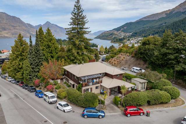 1 Salmond Place Queenstown_1