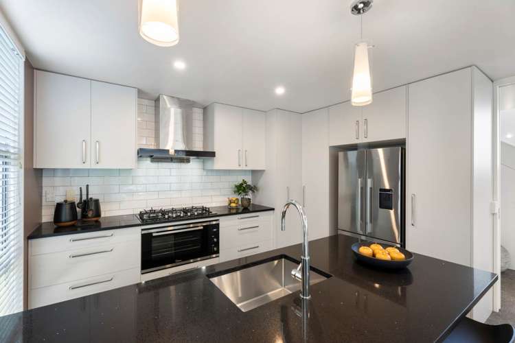 34 Queen Mary Avenue Epsom_12