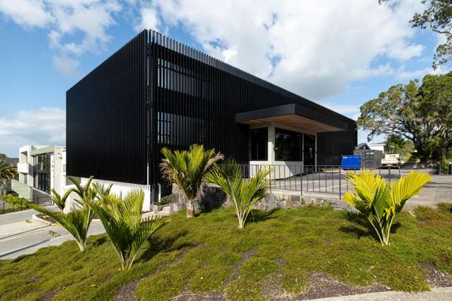 F/37-39 Woodside Avenue Northcote Central_1