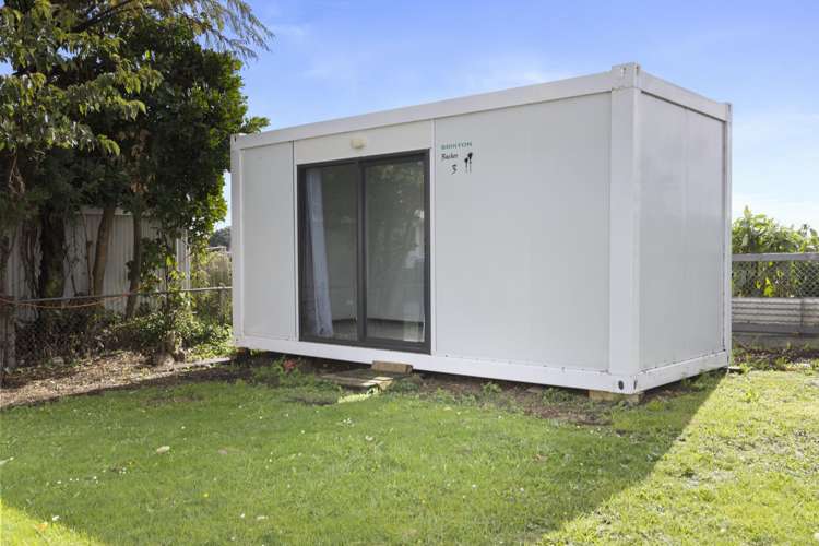 6 Calgher Avenue Waitara_25