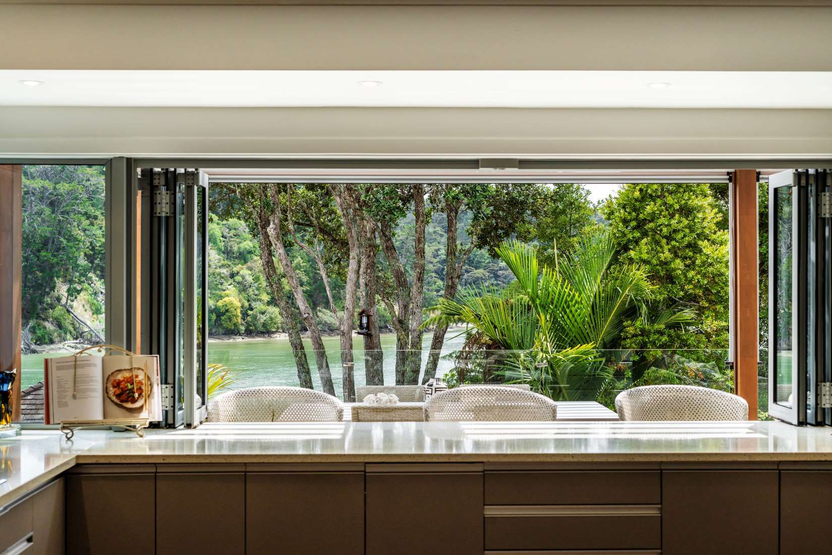 14 Oscar Road in Greenhithe, North Shore