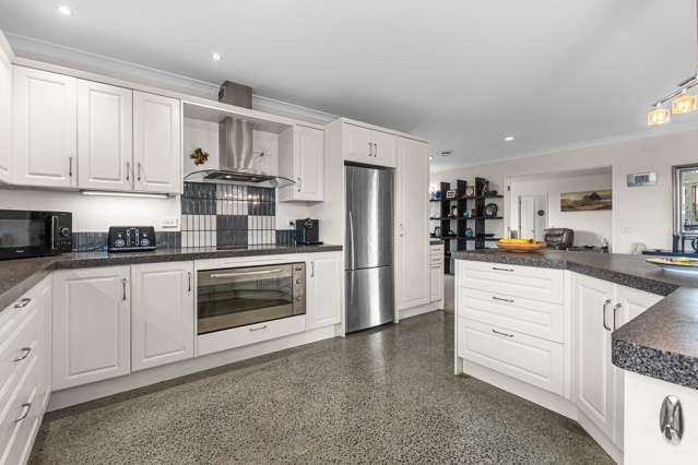 121 Owhiwa Road Parua Bay_2