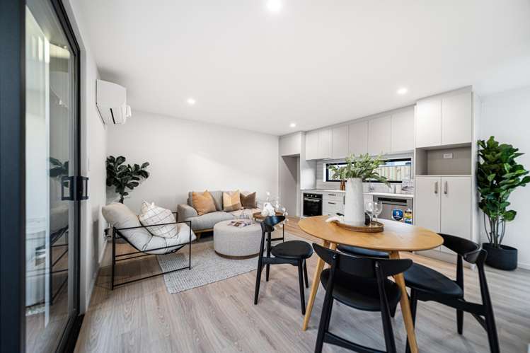 2/25 Allard Street St Albans_19