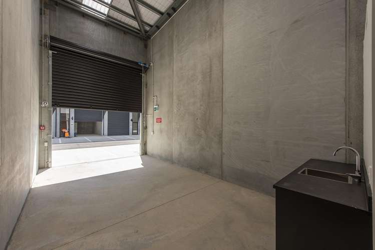 47/7 Tunnel Grove Gracefield_6