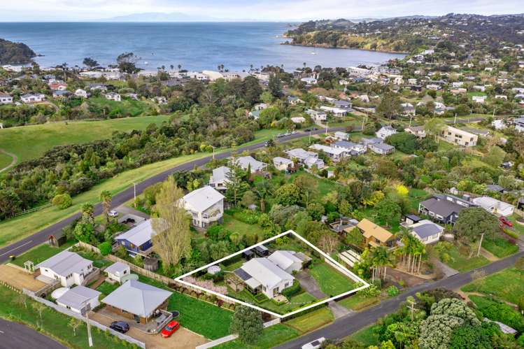 2 Ridge Road Oneroa_23