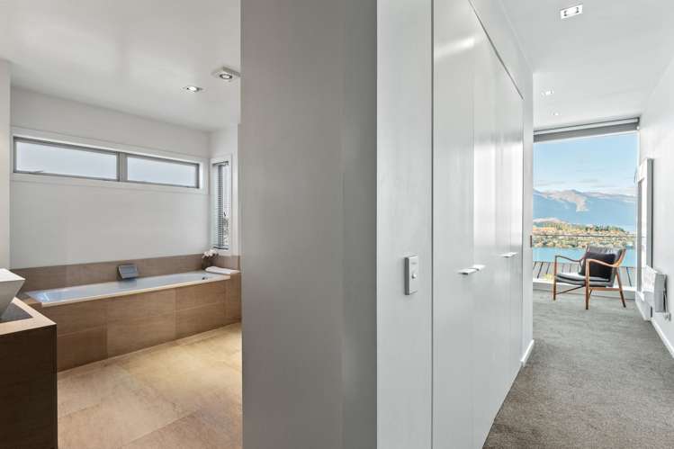 74 Panorama Terrace Queenstown Hill_12