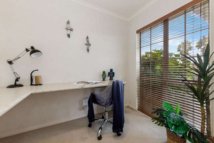 33 Richfield Crescent Westgate_11