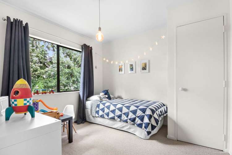 1/2 Hughes Terrace Te Atatu Peninsula_8