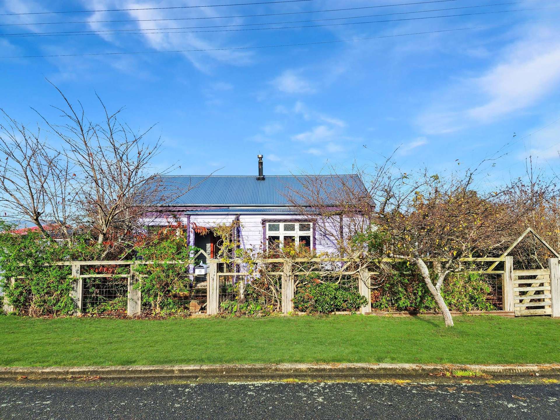 15 Wamphray Street Nightcaps_0