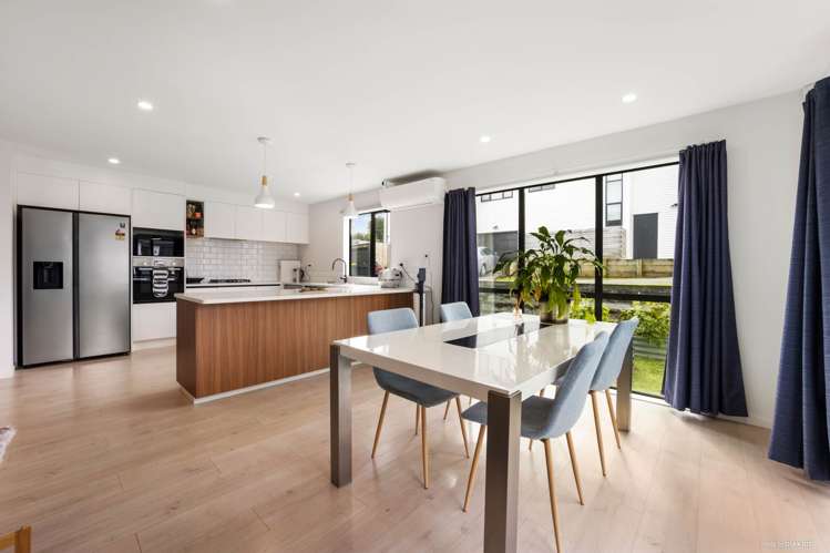 21 Mamuku Drive Massey_9