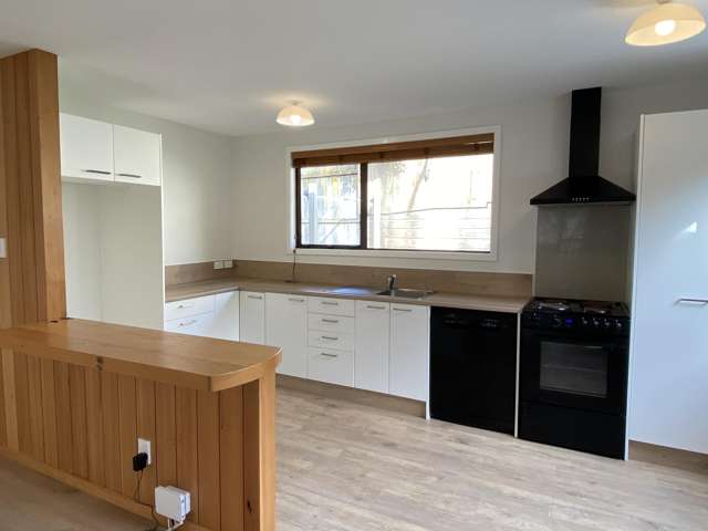 2/6 Cresta Avenue Beach Haven_4