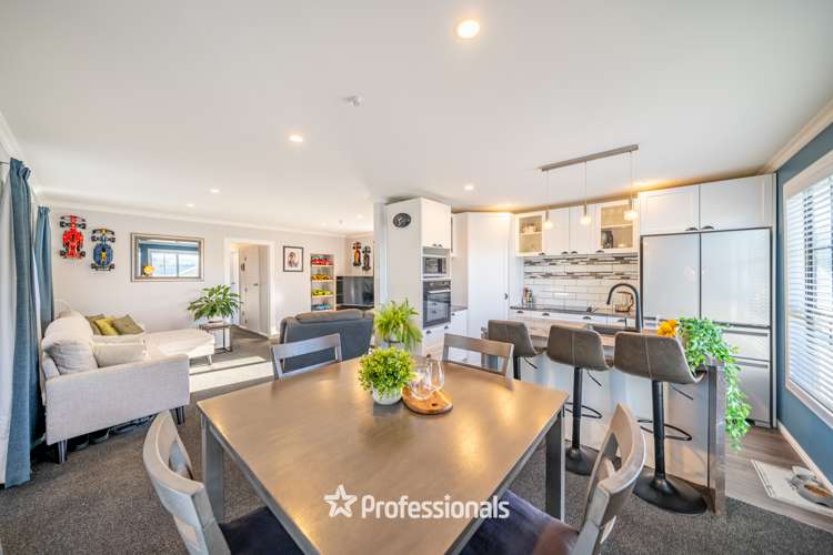 33 Fenchurch Grove Stokes Valley_5