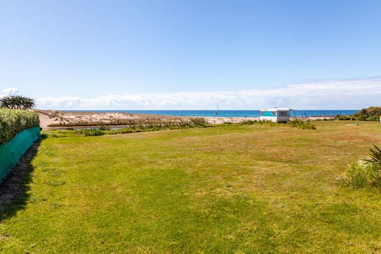 17 Pye Place Hot Water Beach_19