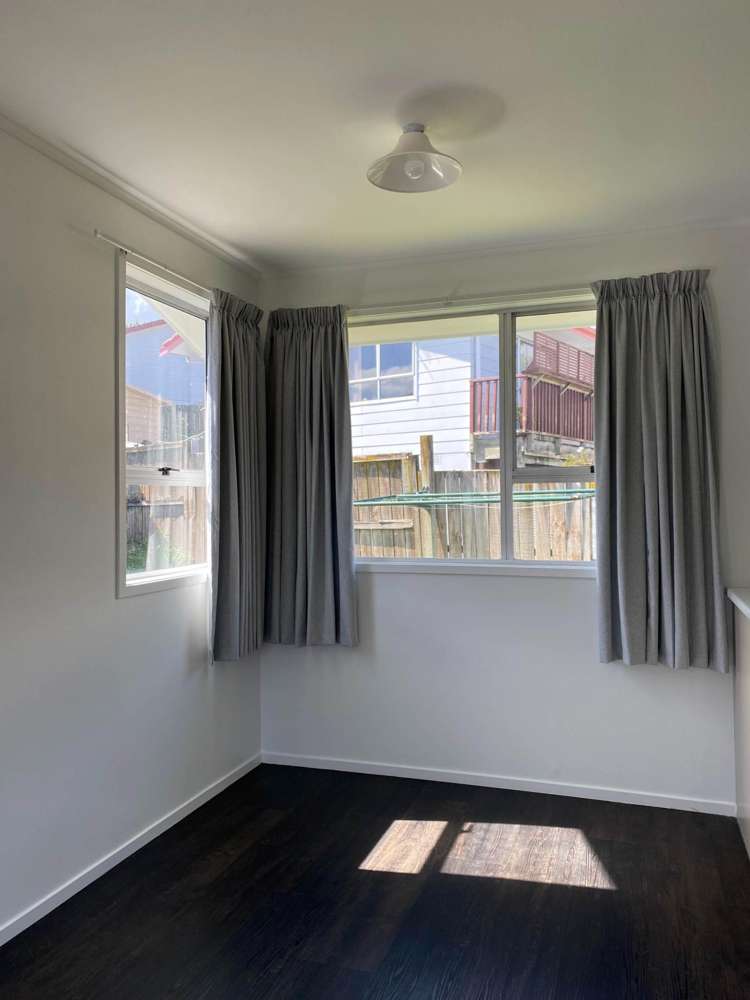 1/10 Cranberry Place Bucklands Beach_7
