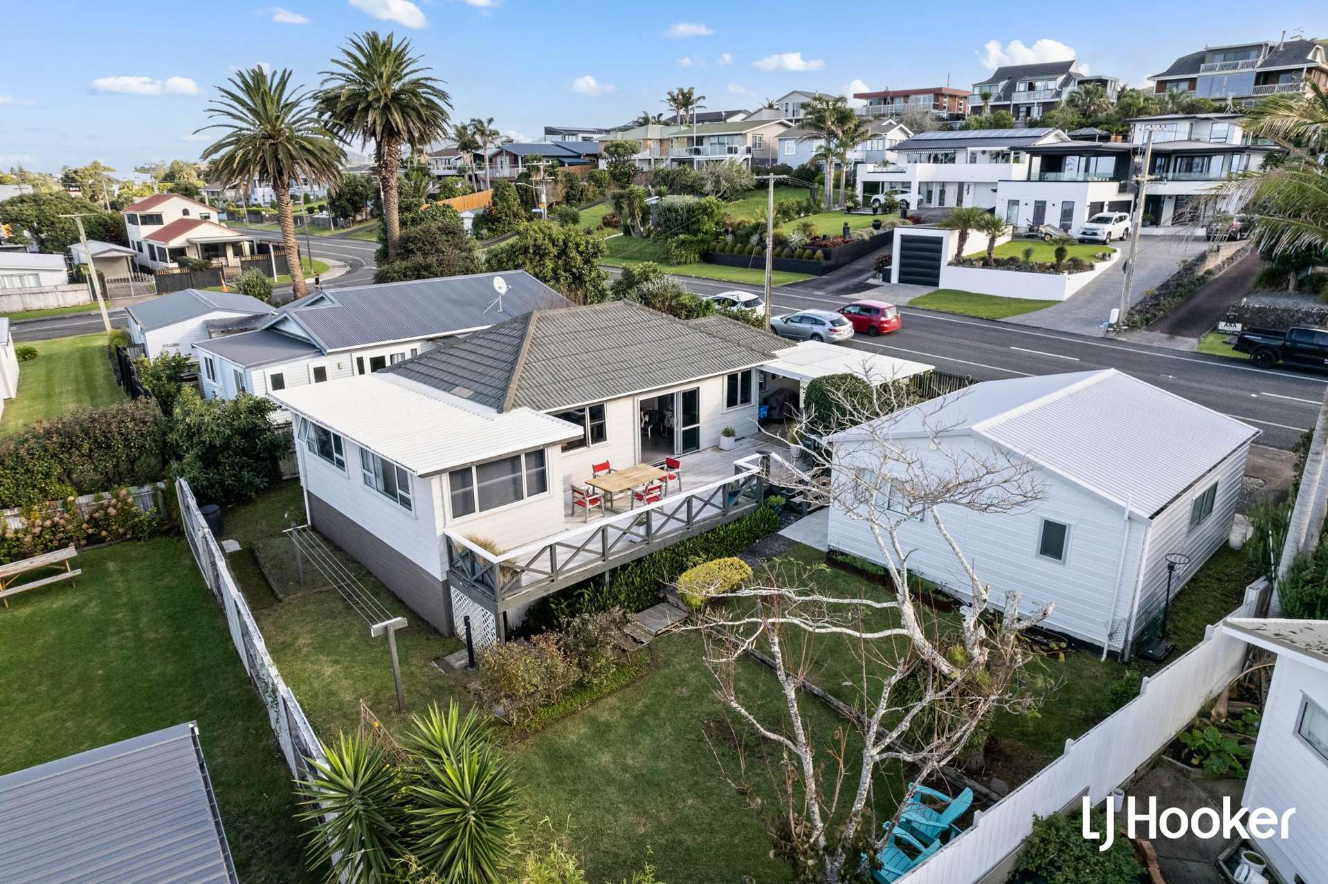 64 Beach Road Waihi Beach_0