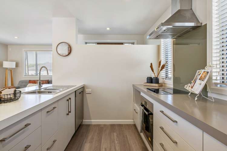 24 Scoria Close Pyes Pa_5