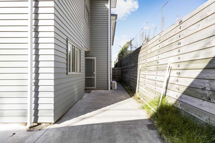 6/6 Tisdall Street Hamilton Central_11