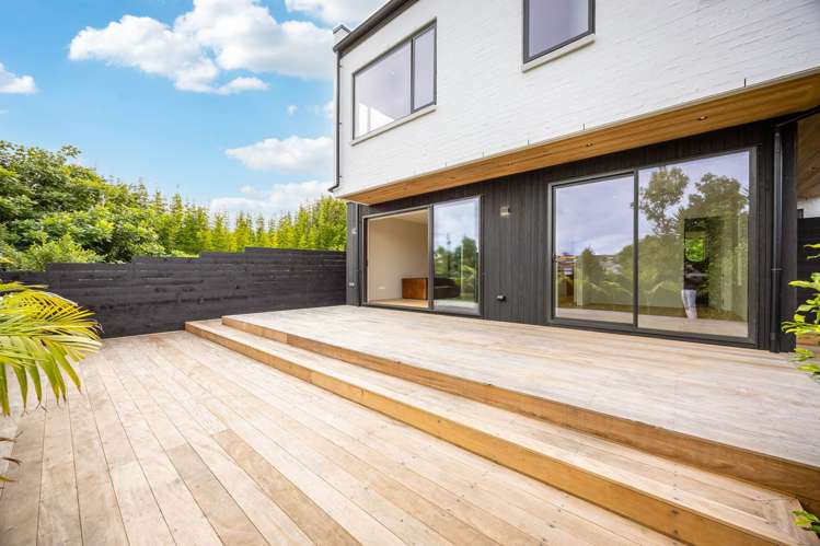 2/520 Beach Road Murrays Bay_21