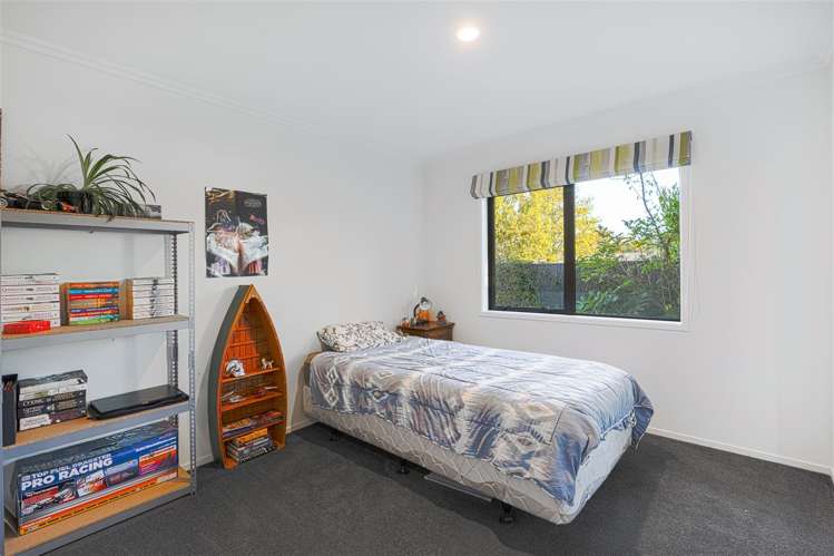 136 Rowses Road Aranui_10