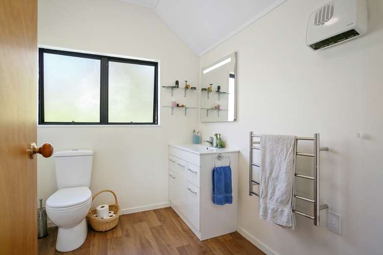 45 Sheridan Crescent Leamington_11